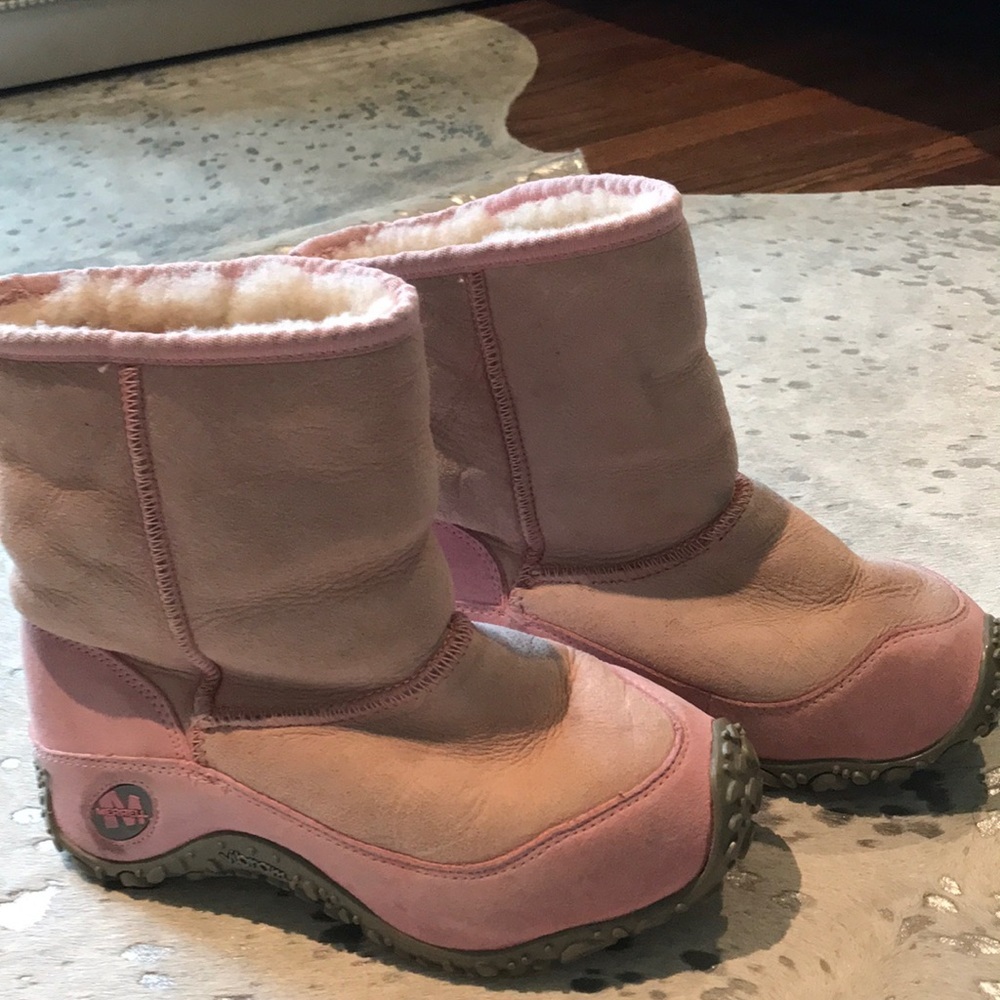Merrell Vibram pink fur lined girl’s snow boots